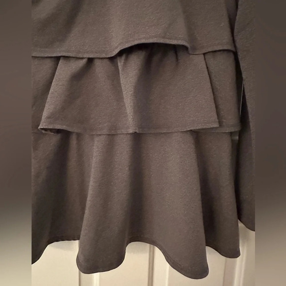 ATHLETA Retro Renew SMALL Gray Flirty Jacket With Tiered Ruffle Layers Twirly - Picture 11 of 11